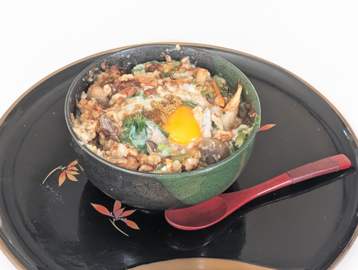 鯖缶ときのこのみそがゆ